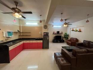 Royal Villa 1 Huge Pvt Pool 2BHK Villa - Lonavala Vacation rental in Lonavla