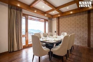 StayVista at Star @ Oakwood Manor Villa in Shimla