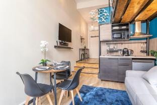 6 Ile de Riou mezzanine, Opera – Vieux Port Vacation rental in Marseille
