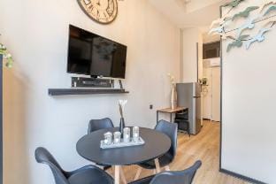 10 Basket - Apartment sleeps 4 - Opera/Old port Vacation rental in Marseille
