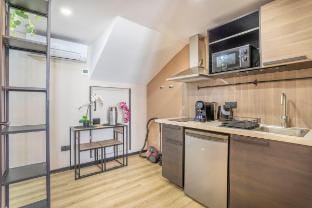 1 Velodrome Studio 2p - Heart of Vieux port Vacation rental in Marseille