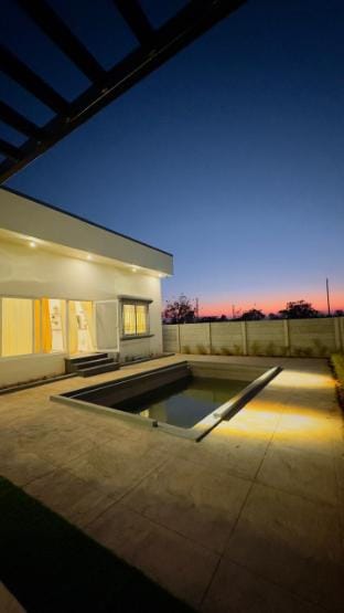 Sunset Villa!
Dusk looks better from here. Vacation rental in Mysuru