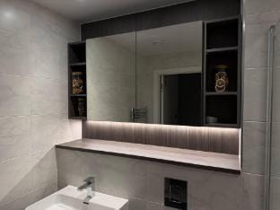 Luxurious 2 bed city view apartment Apartment in Salford