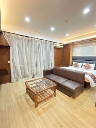 Cozy Cube Studio Apartment In Gomtinagar Vacation rental in Lucknow