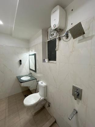 Cozy Cube Studio Apartment In Gomtinagar Vacation rental in Lucknow