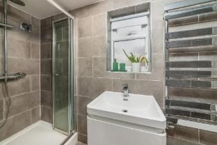 WJShortStays - Hideaway Didcot Apartment in Didcot