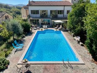 Luxury Villa with Pool & Beautiful Views in Puglia Villa in Molise, Italy