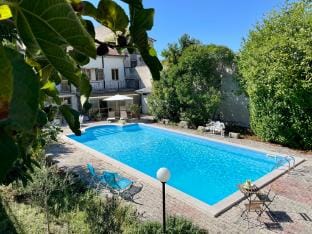 Luxury Villa with Pool & Beautiful Views in Puglia Villa in Molise, Italy