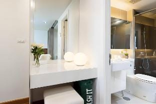 Tasarımcı BTS Nana & Sukhumvit | Havuz Spor Salonu Vacation rental in Bangkok