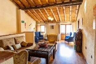 Encanto Rústico: Chimenea y Barbacoa Norte Córdoba Vacation rental in Andalusia