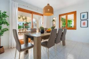 Outstanding location  very cozy Villa in Ibiza