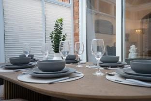 4bd, near NEC, BHX, JLR, Sheldon Vacation rental in Solihull