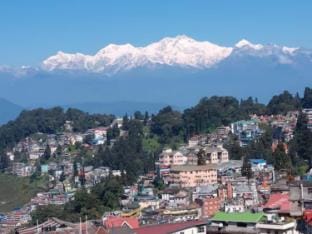 Jain Group Hotel Pink Mountain Darjeeling Hotel in Darjeeling