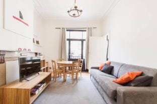 1 Bedroom W Kitchen Bathroom In Trendy St Gilles Apartment in Saint-Gilles
