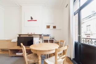 1 Bedroom W Kitchen Bathroom In Trendy St Gilles Apartment in Saint-Gilles