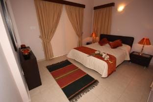 Luxury Villa Rental, Two Bedroom Villa with private pool and garden, Villa in Pissouri
