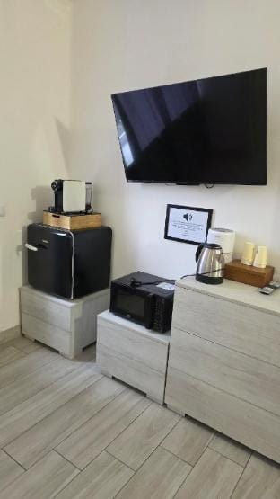 Apartment with double bed and bathroom (34) Hotel in Novara