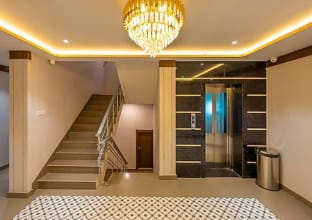 Goroomgo Silver Stone Varanasi Hotel in Varanasi