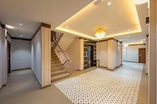 Goroomgo Silver Stone Varanasi Hotel in Varanasi