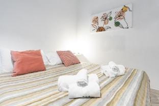 Comfy house near Trastevere and the Vatican City Apartment in Rome