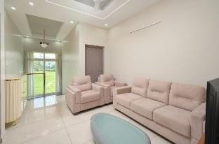 4-Bedroom Villa near CIAL Airport (25 Min Drive) Vacation rental in Kochi