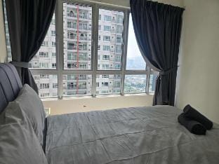4 pax Cozy Homestay @ Razak City KL | Self Check In + Free Parking Apartment in Federal Territory of Kuala Lumpur