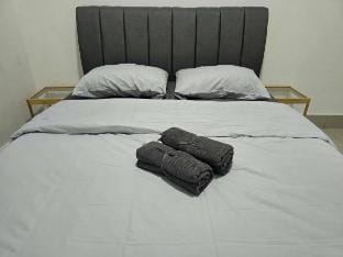 4 pax Cozy Homestay @ Razak City KL | Self Check In + Free Parking Apartment in Federal Territory of Kuala Lumpur