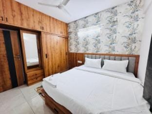 Ahad Luxe Serviced Apartments- 1 & 2 BHK Apartment in Bengaluru