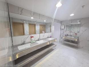 فندق تاج النزهة Hotel in Mecca