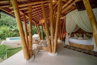 Makerti Bali • Sanctuary bamboo house Vacation rental in Selat