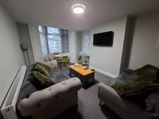 Luxurious 4-Bed House with Sauna  Jacuzzi in Sunderland Vacation rental in Sunderland