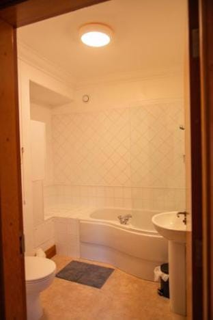 Hull two bed, two bath with off street parking Apartment in Hull