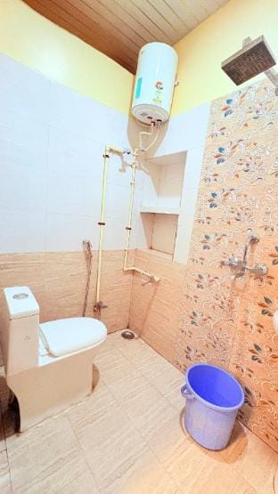 Divine Stay Near Kashi Vishwanath Temple Walkable Vacation rental in Varanasi