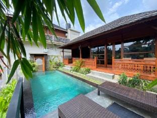 Joia Wooden Villa with Private Pool Ubud Villa in Abiansemal