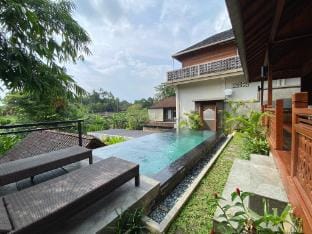 Joia Wooden Villa with Private Pool Ubud Villa in Abiansemal