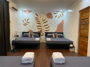 KOUZI Tagaytay (10 guests) Vacation rental in Tagaytay