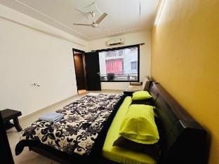 Cynthia - by GetawayZ - 1 BHK Luxury Apartment  Vacation rental in Rishikesh