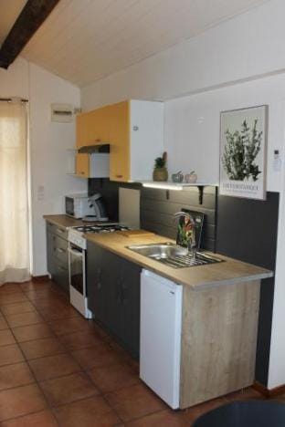 La petite maison Vacation rental in Occitanie