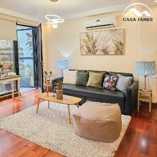 Escape the bustling city life with us — Casa James Vacation rental in Tagaytay