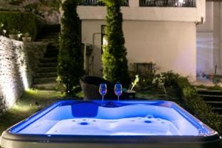 StayVista at 3 Rooms @ Pine Estate Villa in Shimla