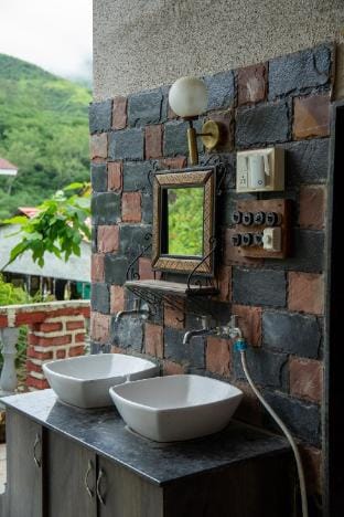 villa with pool near purandar, saswad Farm Stay in Maharashtra