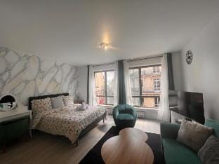 Champs-Élysées Studio Vacation rental in Paris