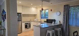 3 Bedroom home in Palmerston North + BBQ + Sky Tv Vacation rental in Palmerston North