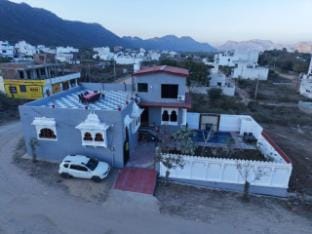 The Gold Mount Villa  Villa in Rajasthan