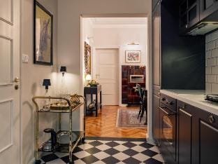 Central Sofia 2BR Apt | City Center | Historic Vacation rental in Sofia