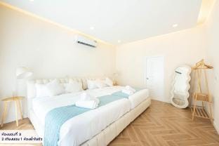 White Romance Pool Villa Pattaya Vacation rental in Pattaya City