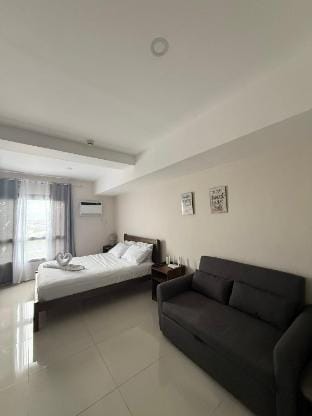 Homey studio in j tower residences beside sm jmall Vacation rental in Lapu-Lapu City