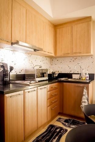 Rio's Venice Stay Vacation rental in Makati