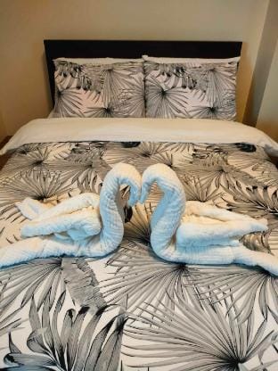 Modern & Stylish Condo at One Regis, Megaworld Vacation rental in Bacolod