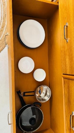 Bali Themed Studio w Pvt Terrace|BBQ Nyt & Movie Vacation rental in Chennai
